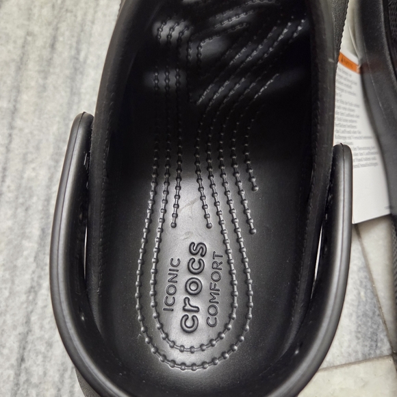 Platform Crocs - Picture 10 of 13